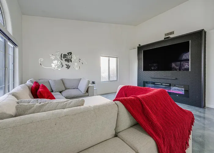 < 1 Mi To Talking Stick Amp! Family Escape W/ Pool Ferienhaus *