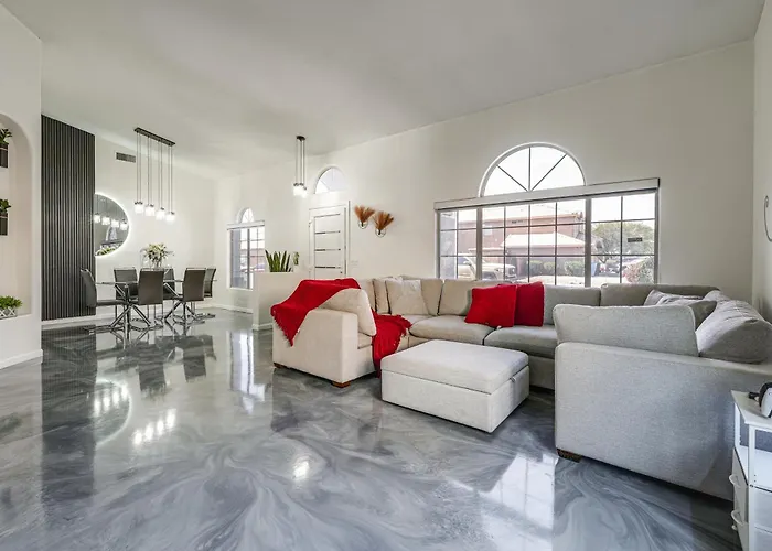 Ferienhaus < 1 Mi To Talking Stick Amp! Family Escape W/ Pool *